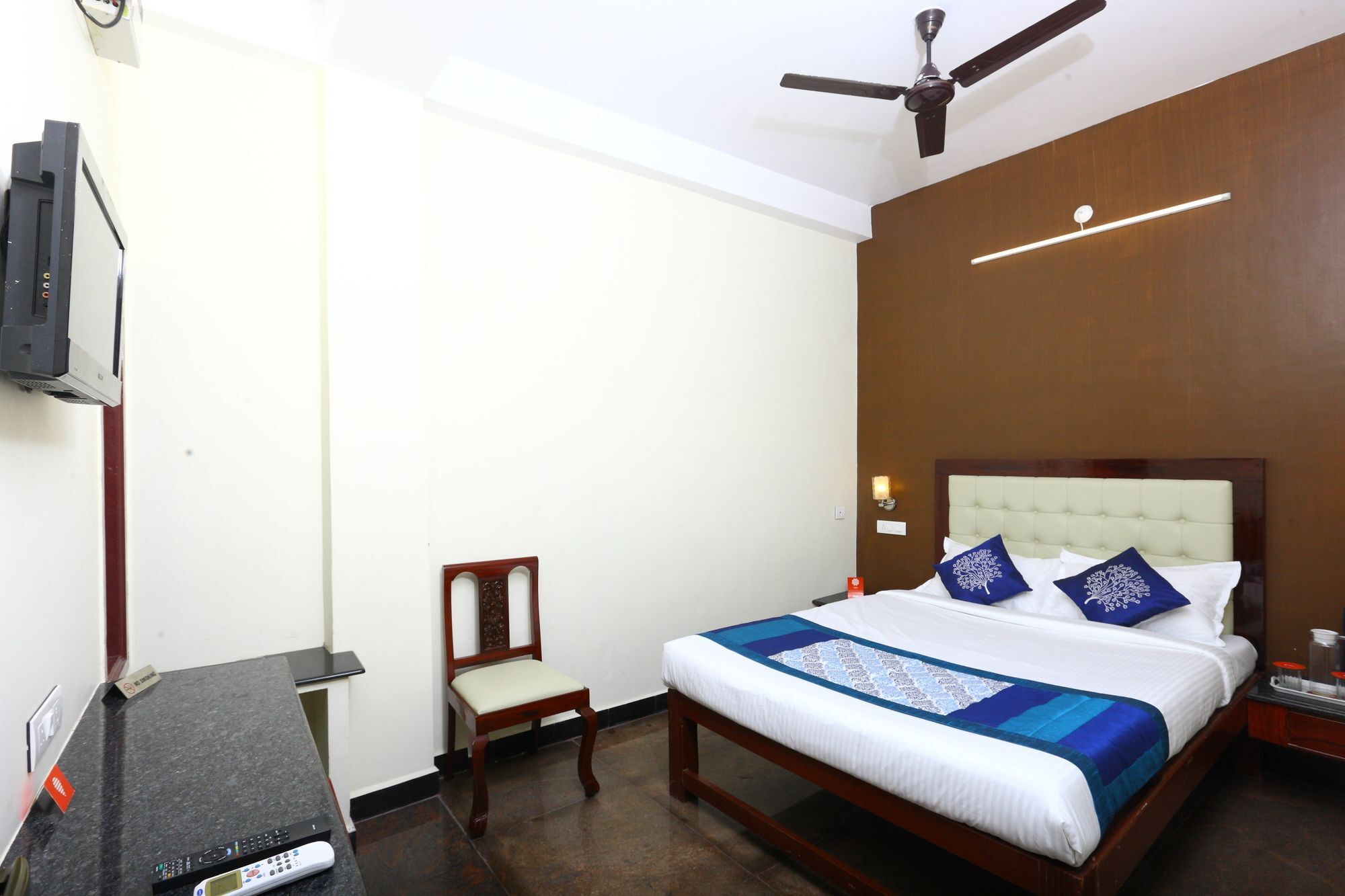Oyo 094 Bussy St Prakasam Residency Ξενοδοχείο Ποντισερί Εξωτερικό φωτογραφία