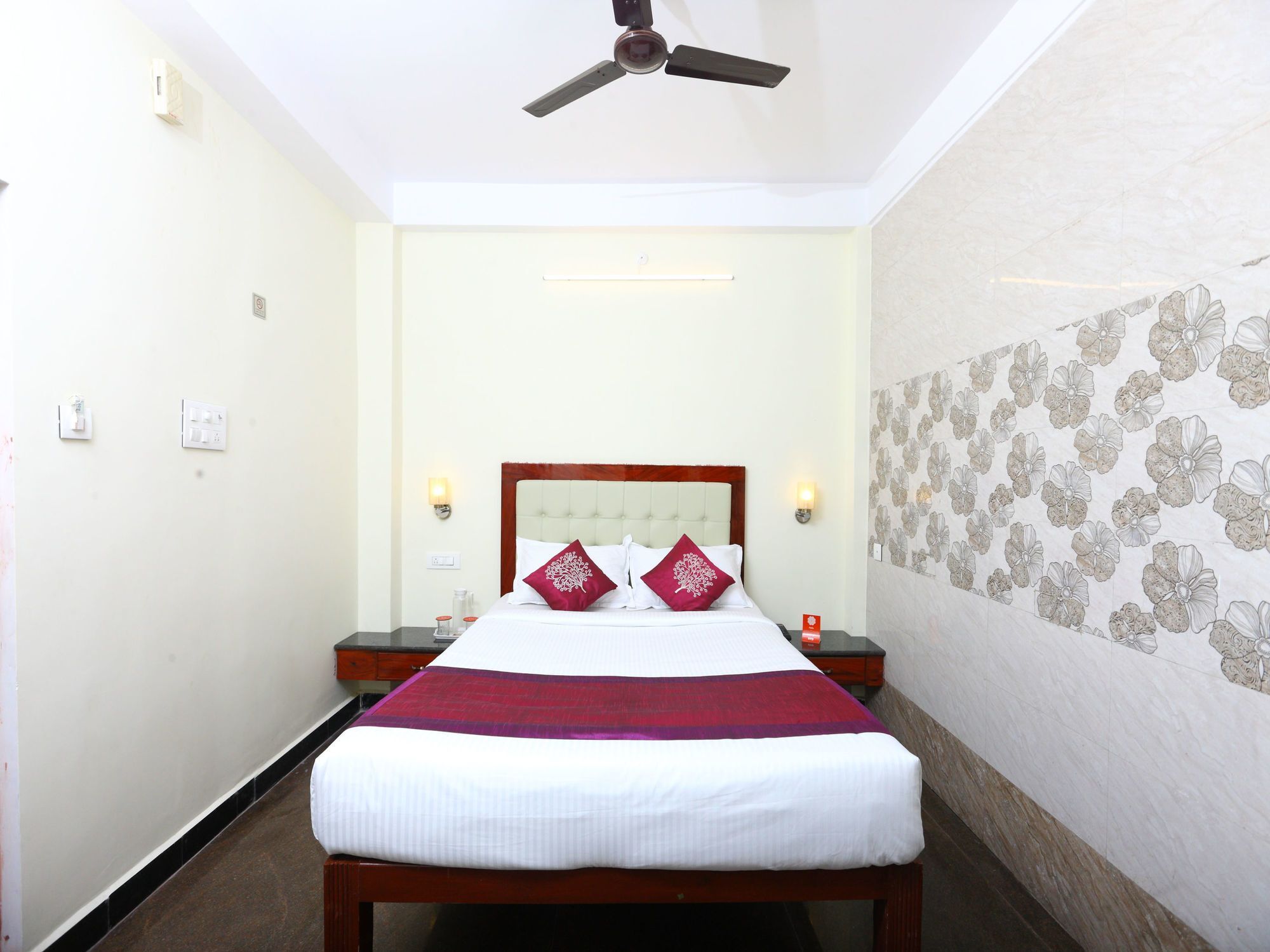 Oyo 094 Bussy St Prakasam Residency Ξενοδοχείο Ποντισερί Εξωτερικό φωτογραφία