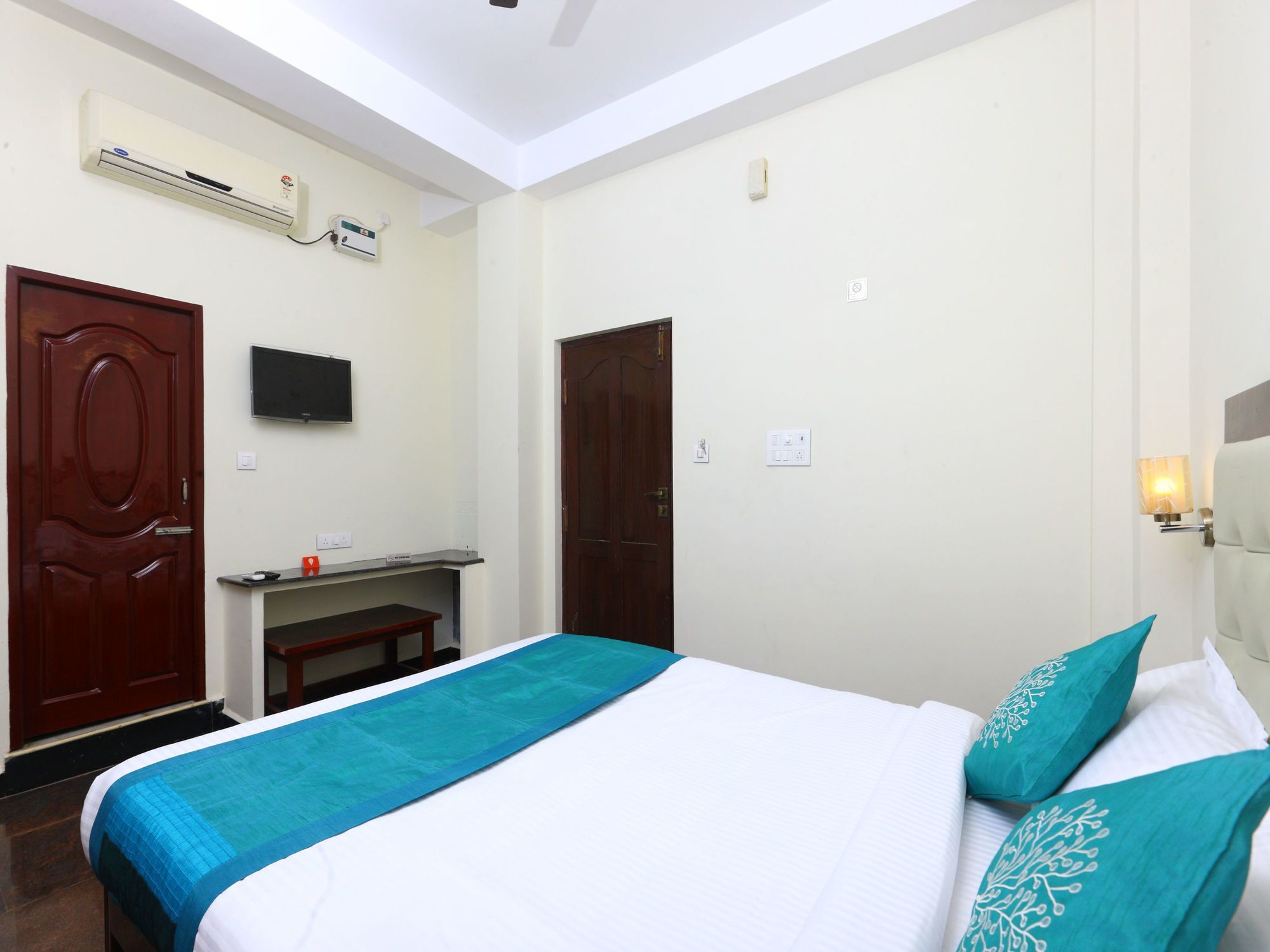 Oyo 094 Bussy St Prakasam Residency Ξενοδοχείο Ποντισερί Εξωτερικό φωτογραφία
