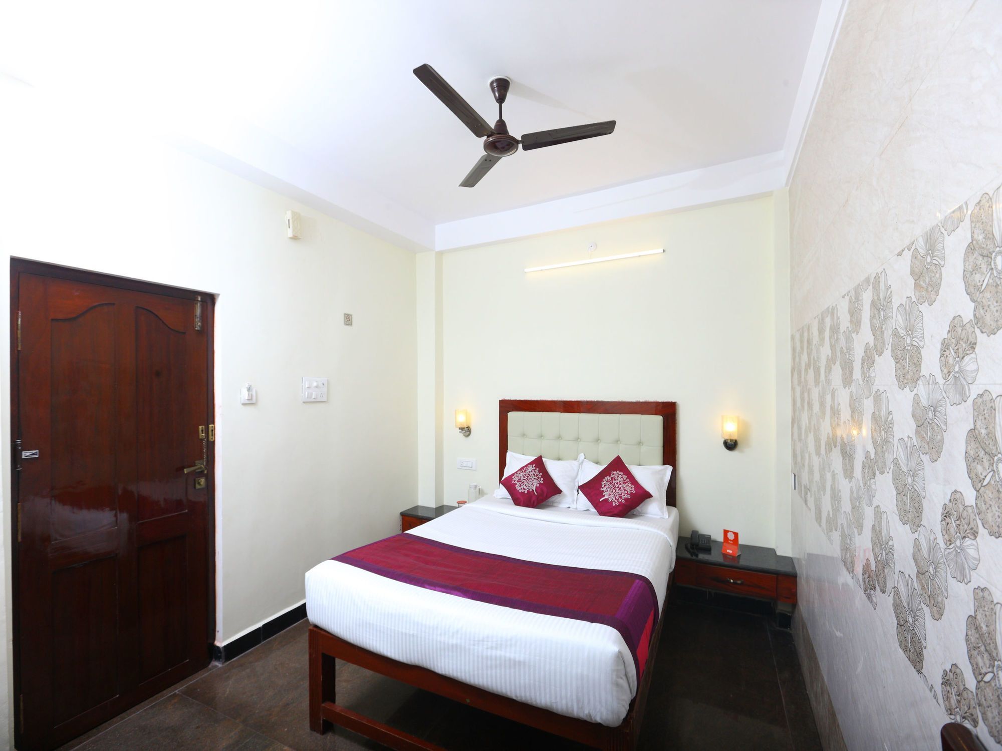 Oyo 094 Bussy St Prakasam Residency Ξενοδοχείο Ποντισερί Εξωτερικό φωτογραφία